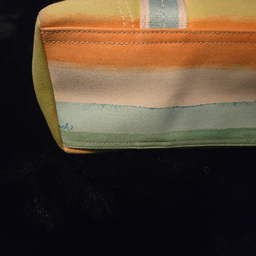 Coach Hampton Sm Tote Multi Color Stripe #10025